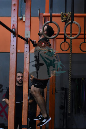 open cross four 18 horas