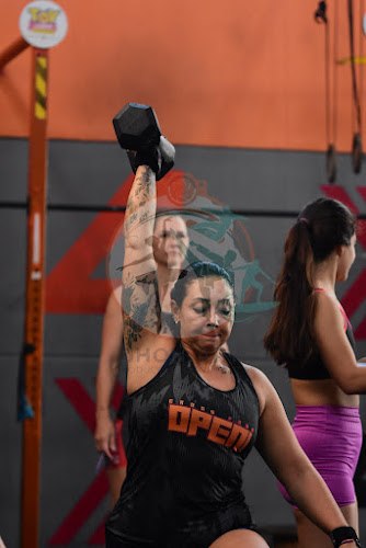 open crossfour  7 horas