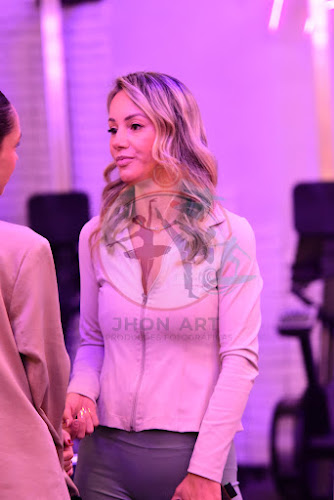 amanda  ratti dia da mulher